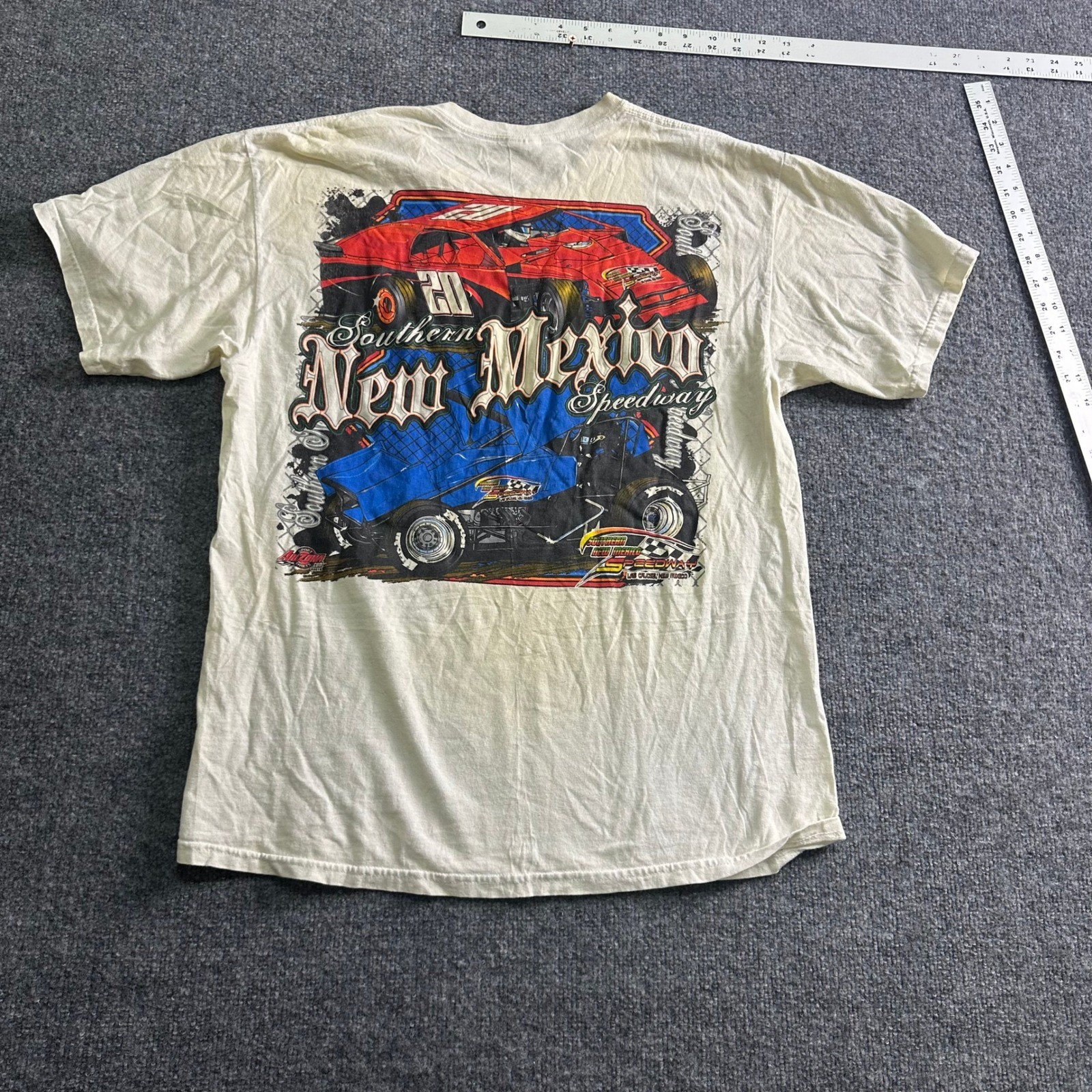 Unbranded Graphic T-Shirt Mens Size L Cream Southern New Mexico Speedway Racing