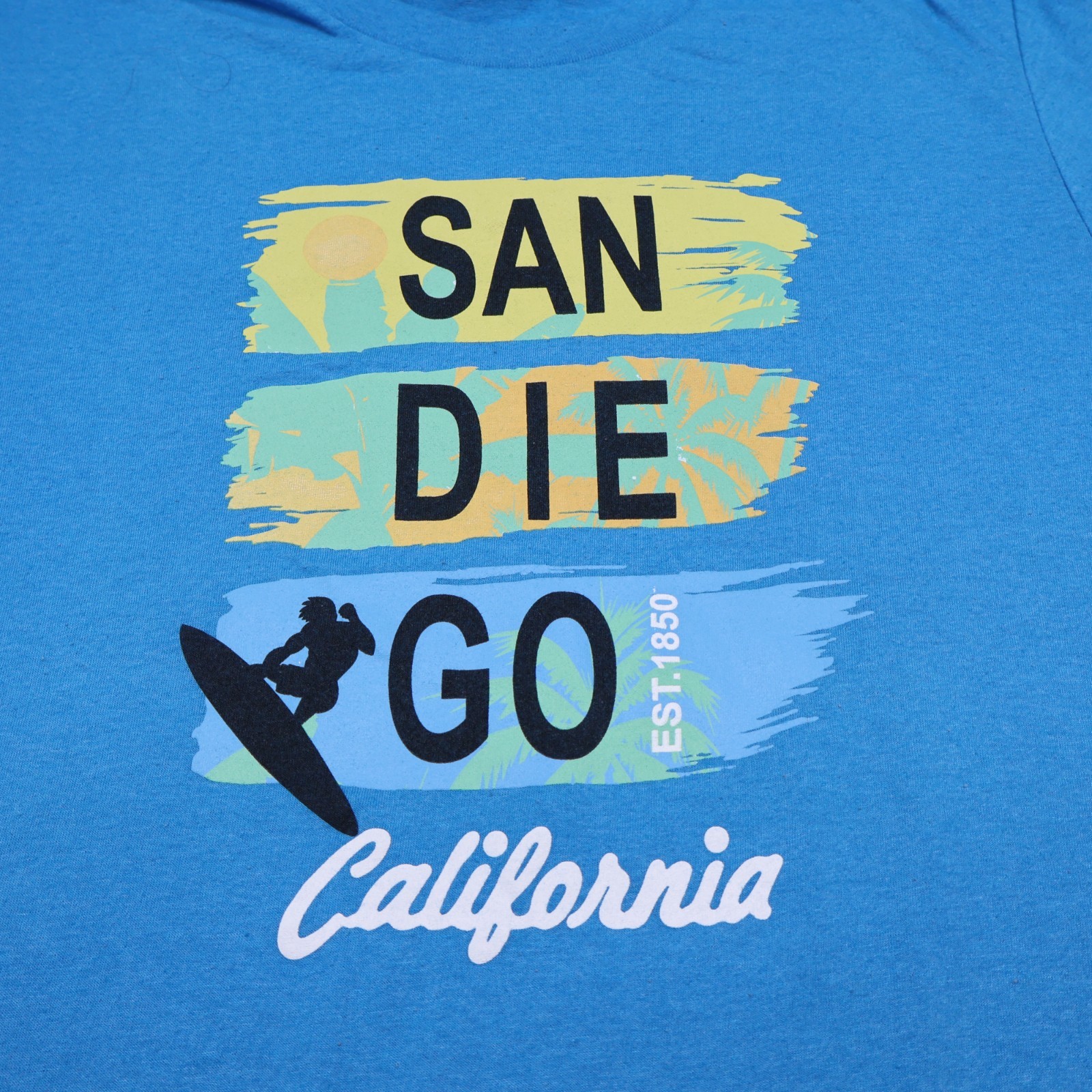 District San Diego California Surf Graphic T-Shirt Blue Size M