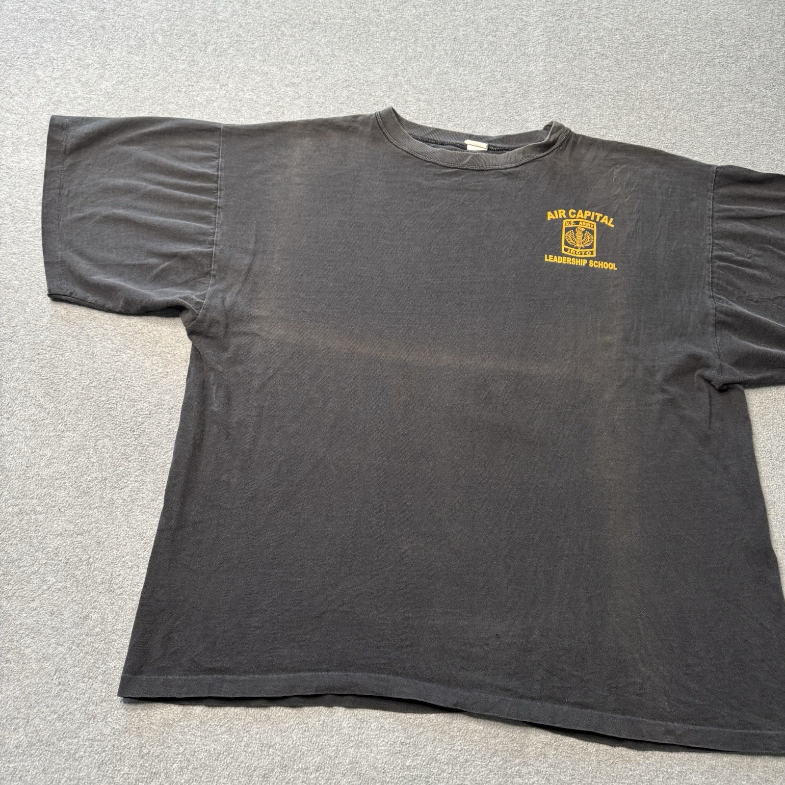 Vintage Army T Shirt Mens XL Air Capital US Army JROTC Leadership School 90s