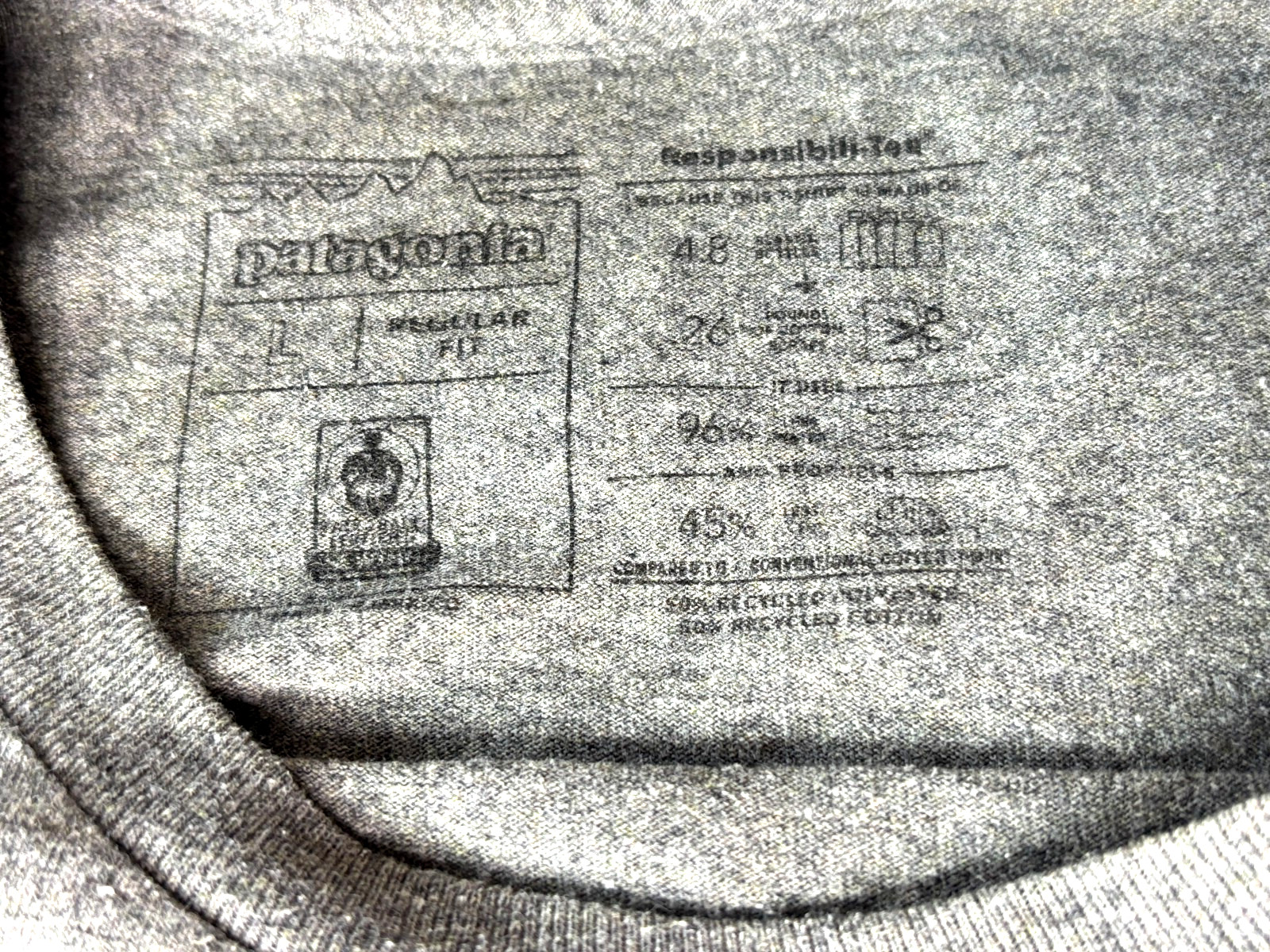Patagonia Mens Responsibili-tee Tshirt Sze L Grey Regular Fit Blended Fabric EUC