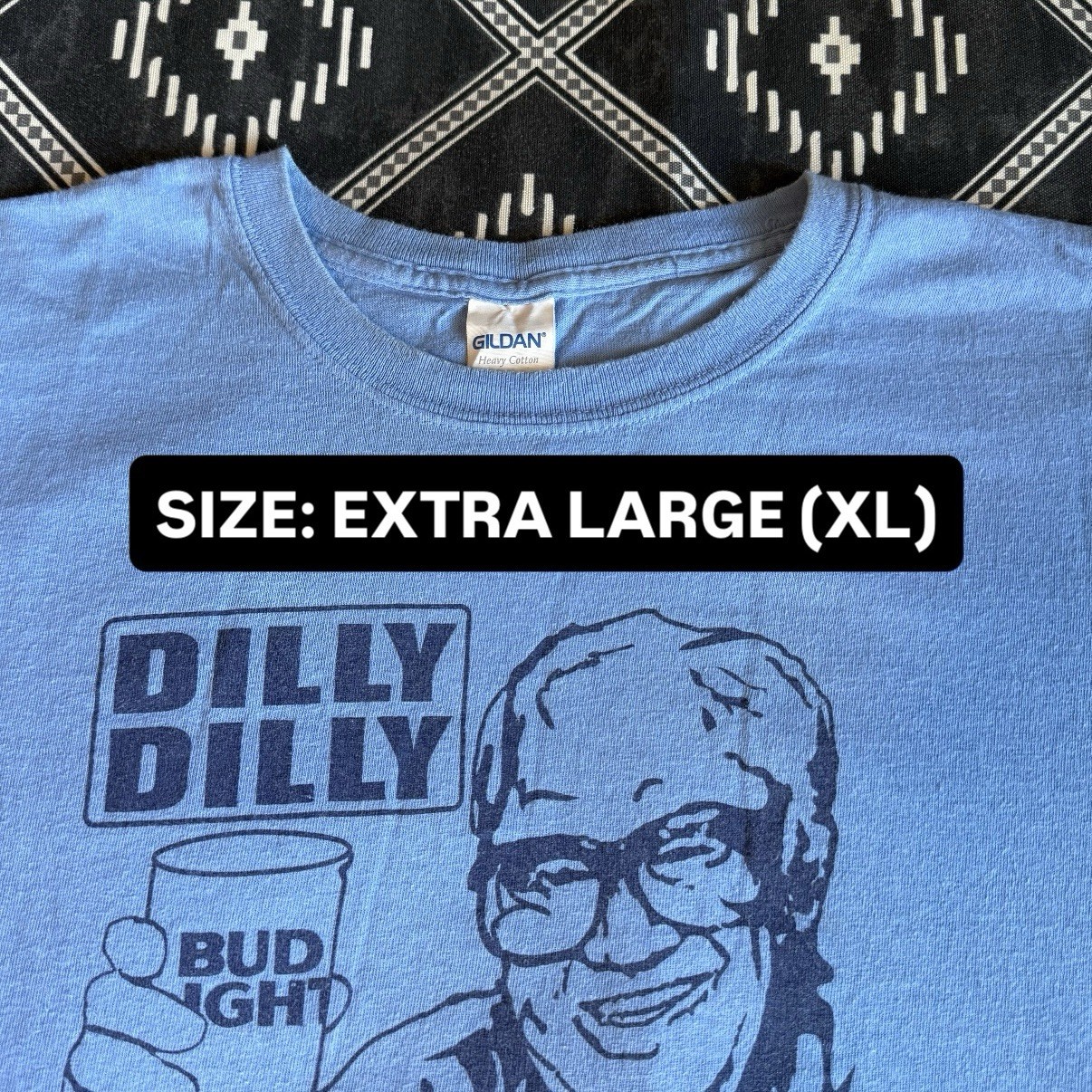 HARRY CARARY Dilly Dilly Wrigley Field Bud Light Beer T-Shirt. XL Preowned NV