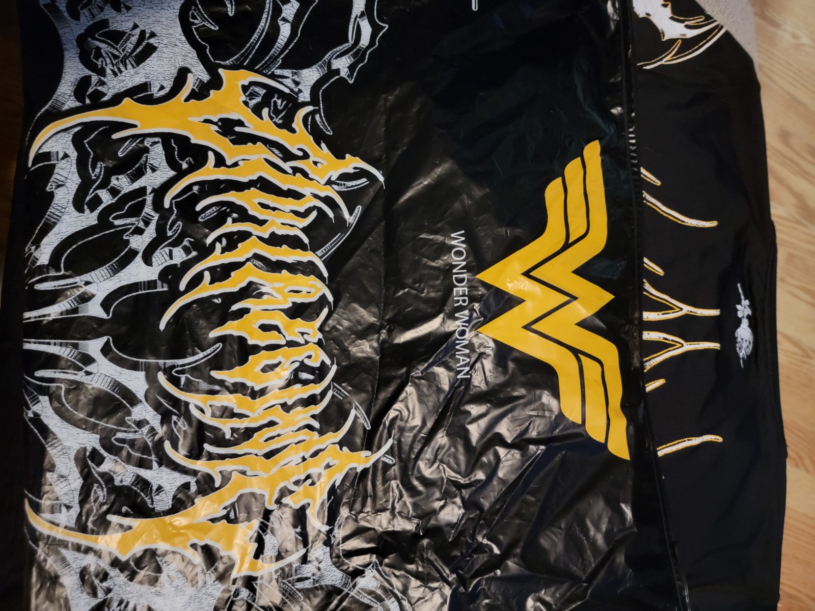 Civil Regime Black Cotton Men’s Wonder Woman Graphic Logo T-Shirt Crew L/S L