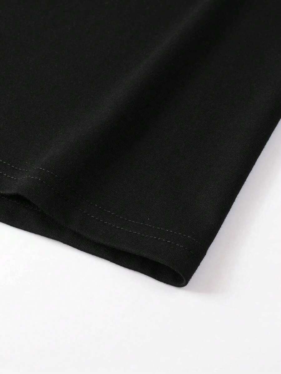 Manfinity LEGND Turtle Neck Graphic Tee Men’s Drop Shoulder Short Sleeve Street