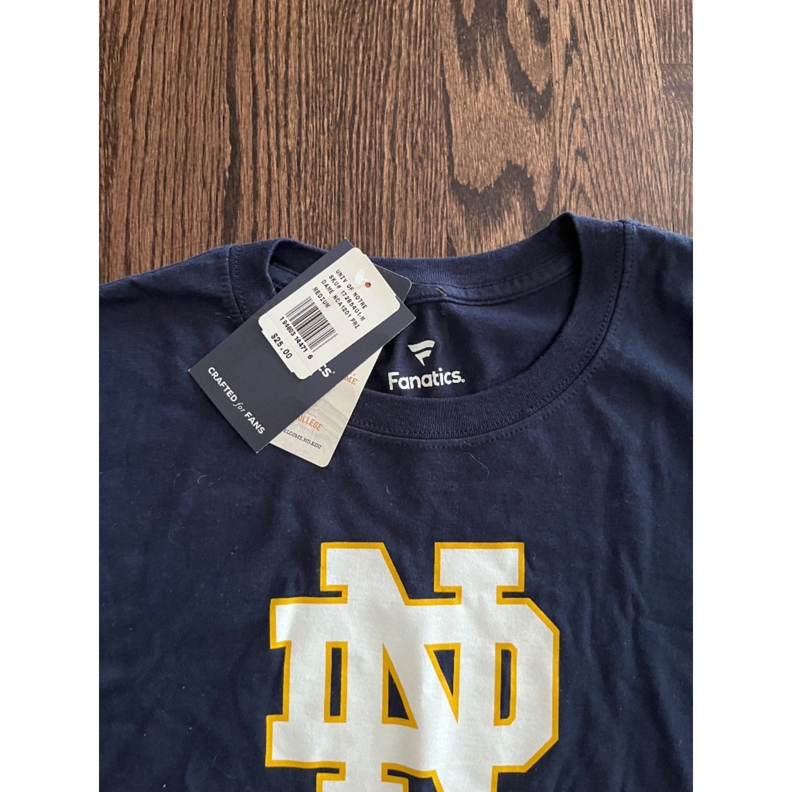 NWT Fanatics Notre Dame Fighting Irish Navy Blue T-Shirt – Medium