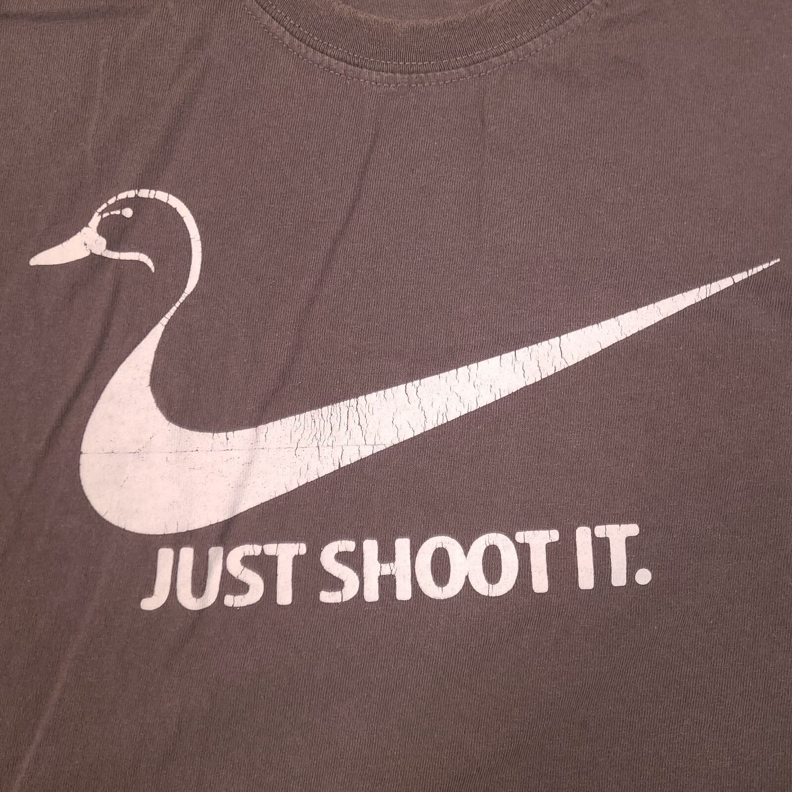 Just Shoot It T-Shirt Mens XL Gray Funny Duck Hunter Outdoor Sports Tee Humor