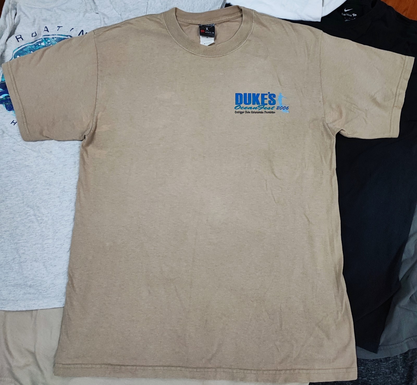 Vintage Y2K DUKES Oceanfest 2006 Duke kahanamoku T-shirt Size M Hanes beefy-t