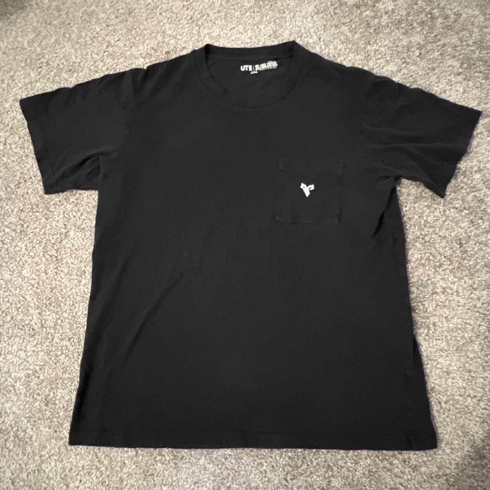 Uniqlo Final Fantasy 35th Anniversary Collaboration FFX T-Shirt, Size L used