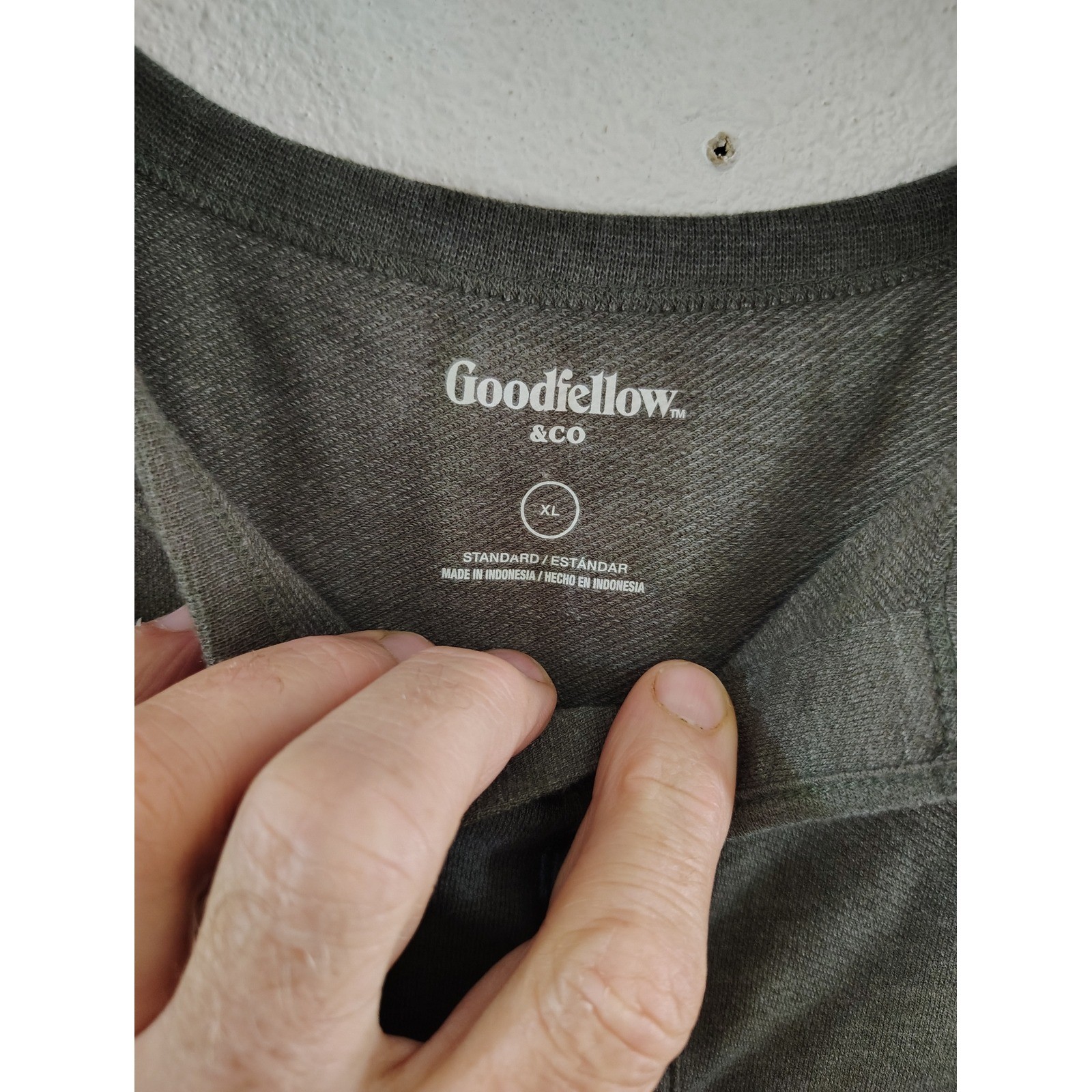Goodfellow & Co Mens XL Henley Shirt Short Sleeve Charcoal Gray Heather Standard