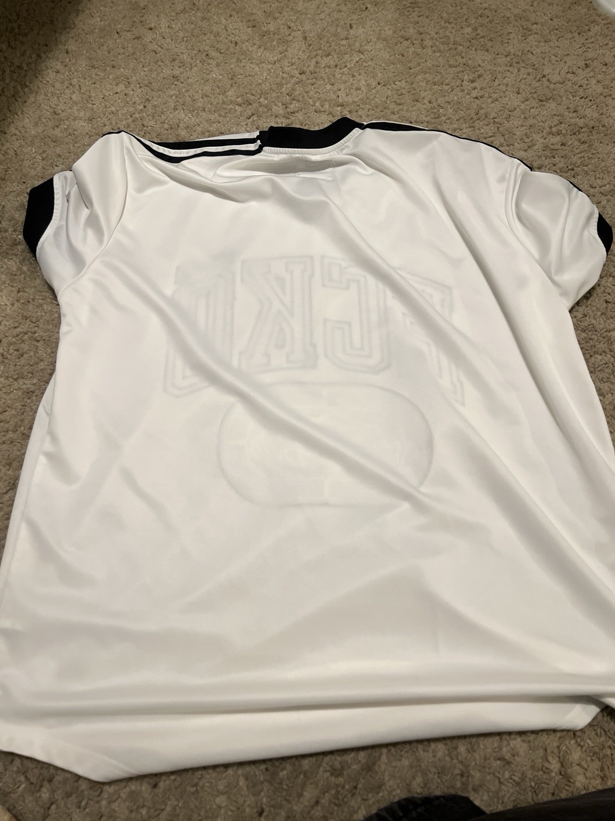 Ecko Unltd. Men’s 2XL White/Black V-Neck Short Sleeve Graphic Logo T-Shirt