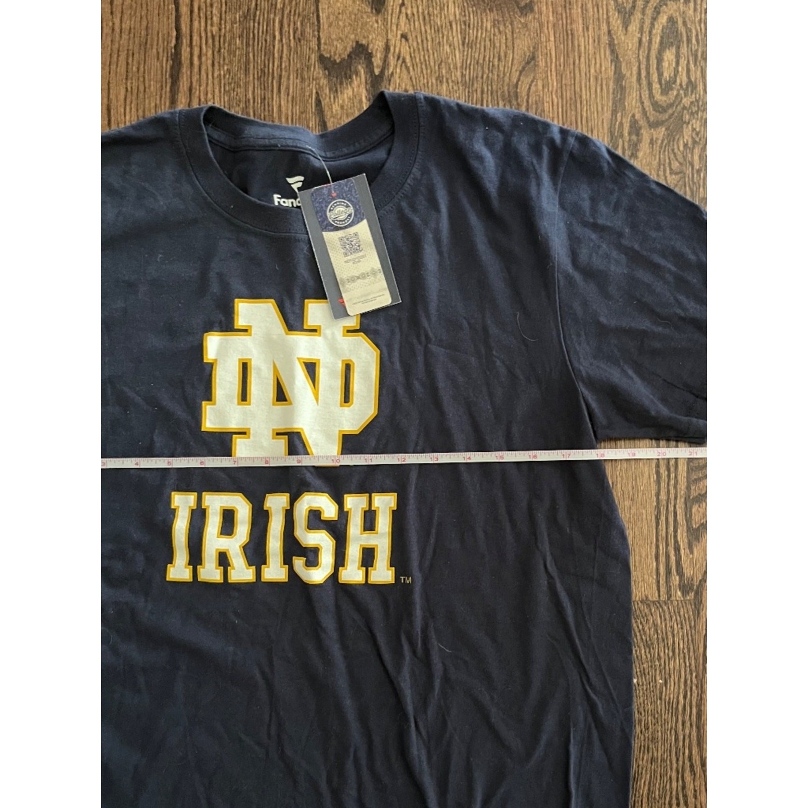 NWT Fanatics Notre Dame Fighting Irish Navy Blue T-Shirt – Medium