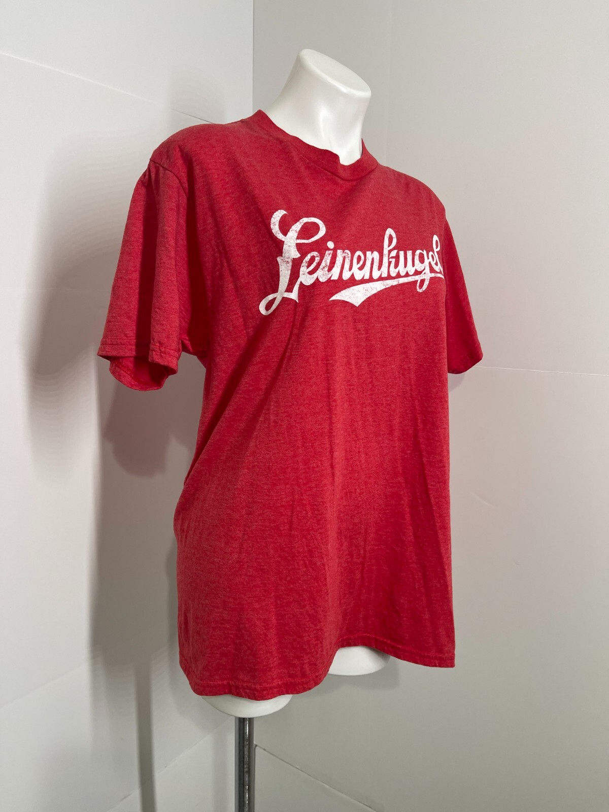 Leinenkugels Beer Classic Retro Logo Men’s Vintage Red Modern T-Shirt Size Large