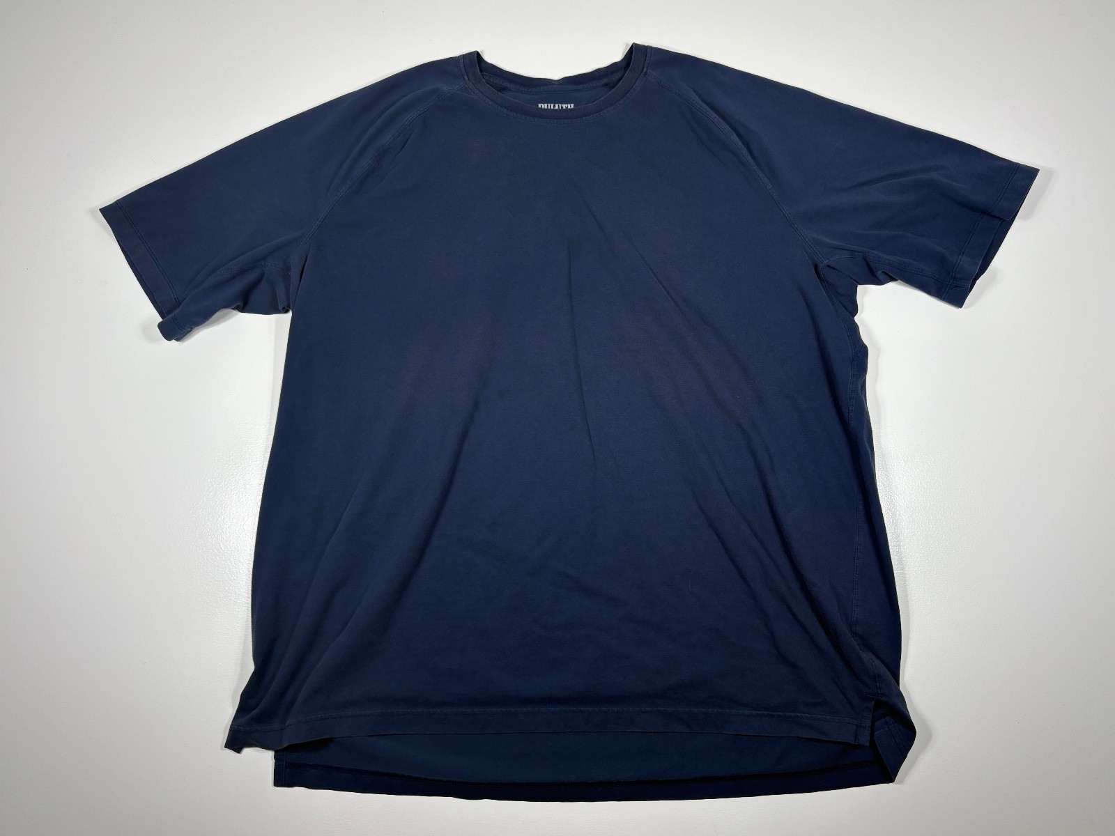 Duluth Trading T Shirt Men 2XL Navy Relaxed Fit Longtail Casual Workwear Tough