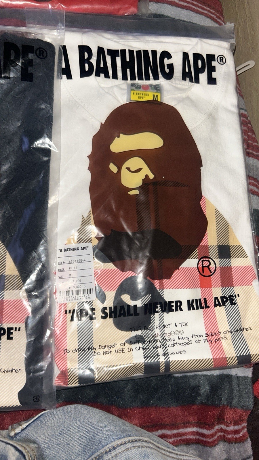 A Bathing Ape BAPE Men’s M Black Graphic Logo Crew Neck Short Sleeve T-Shirt