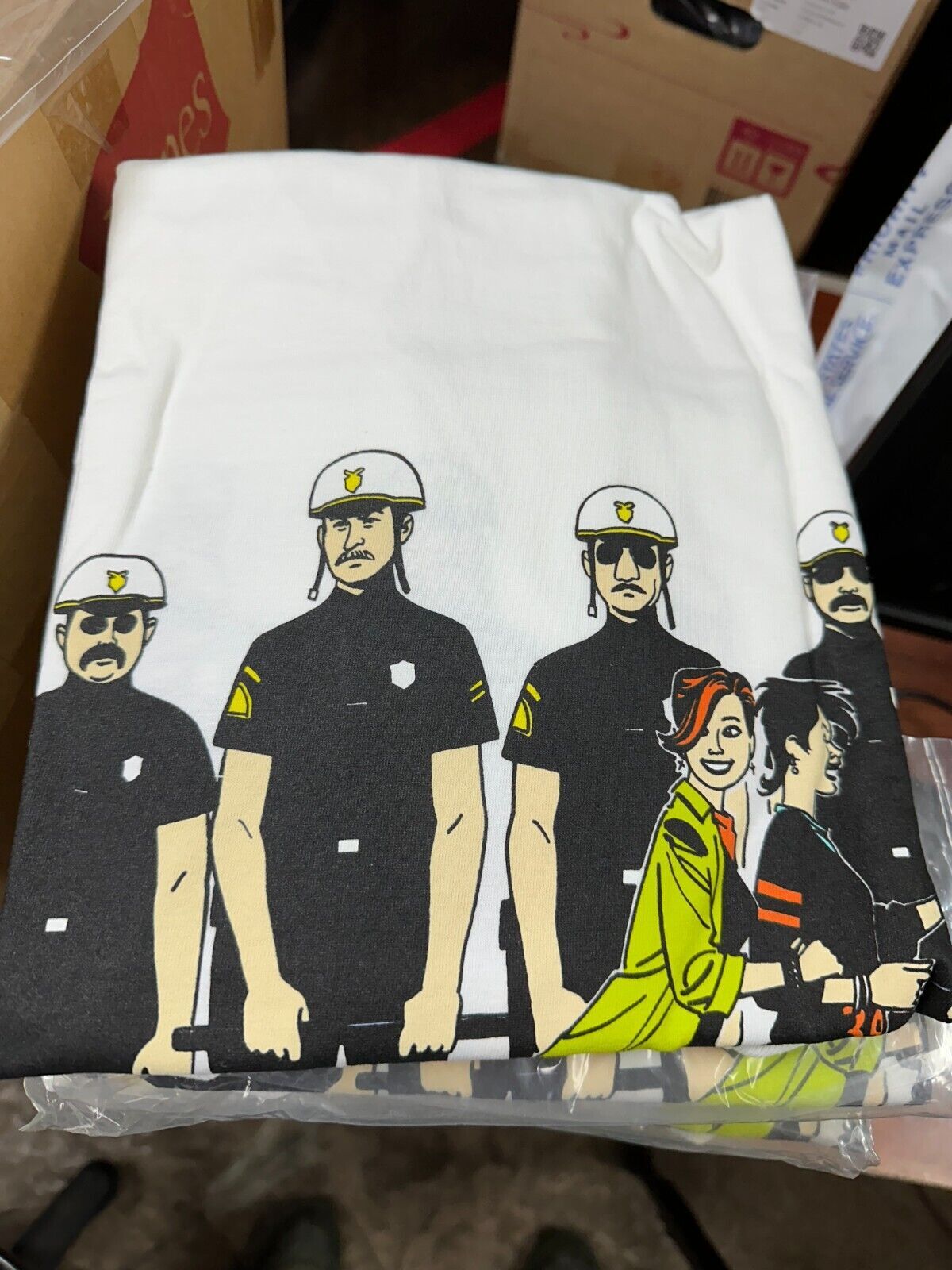 LOVE AND ROCKETS: COP T-Shirt by Graphitti Designs Size Double Sided Comic NEW