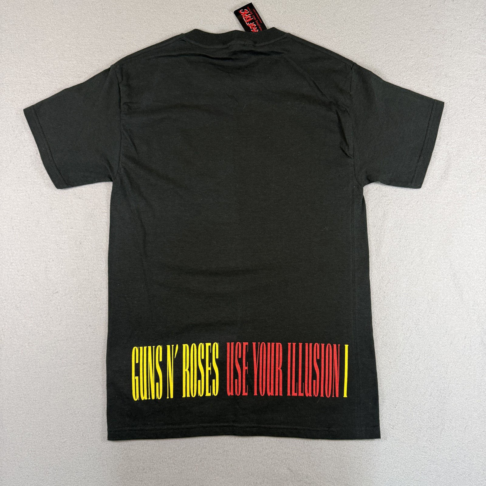 Delta Pro Weight T-Shirt Men’s S Black Guns N Roses Use Your Illusion I
