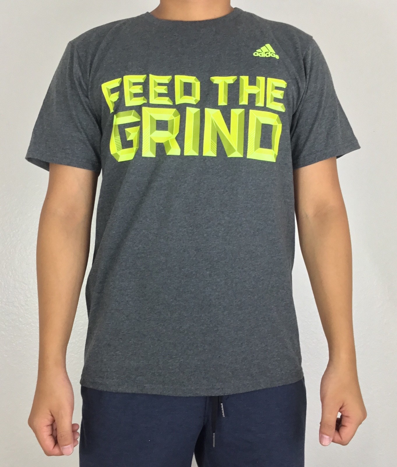Adidas Men’s Shirt The Go To Tee Shirt Feed The Grind Grey Neon BU2903 Size XL