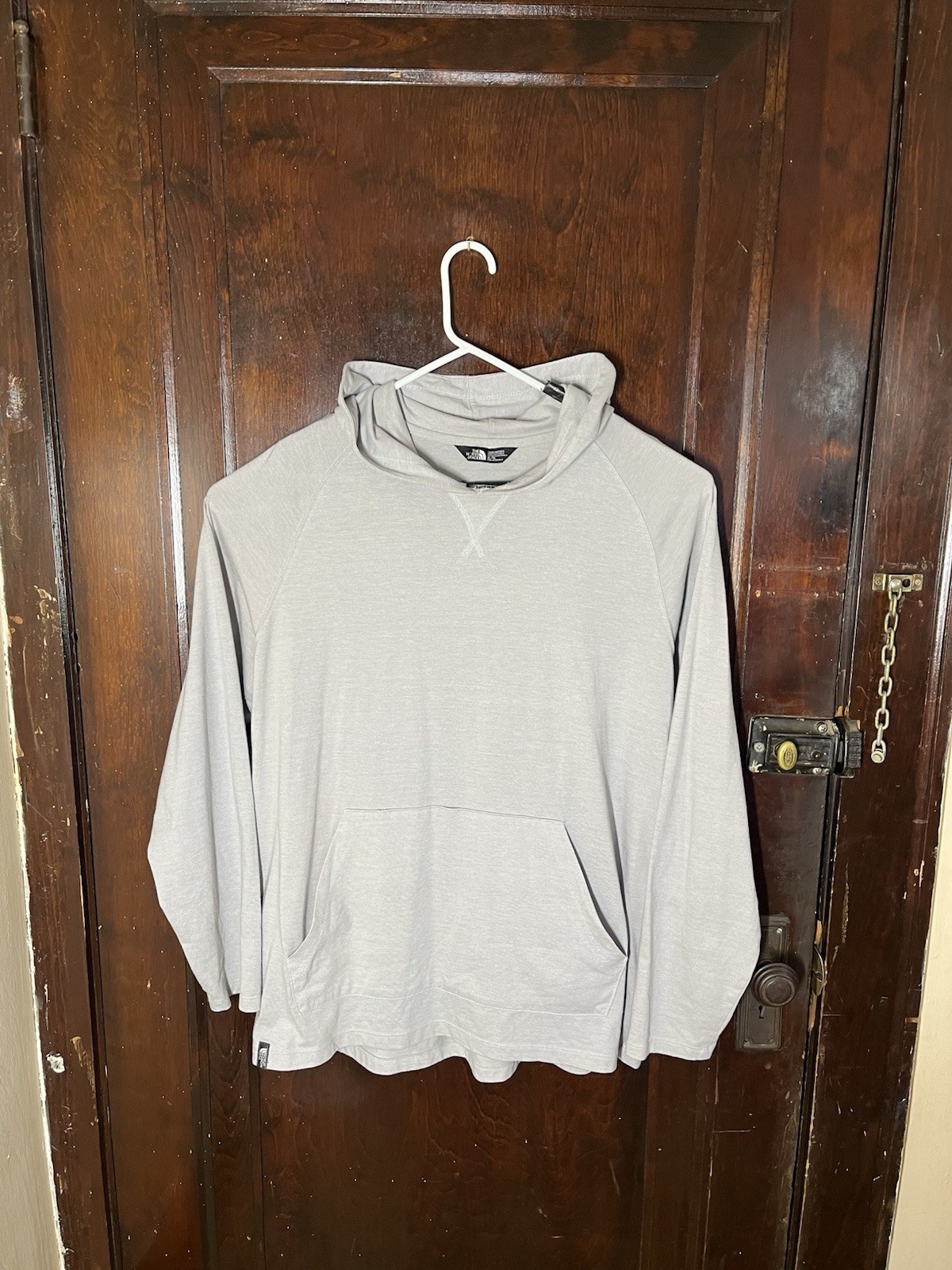 The North Face Mens Gray Hooded Long Sleeve Shirt XL Front Pocket Lightweight
