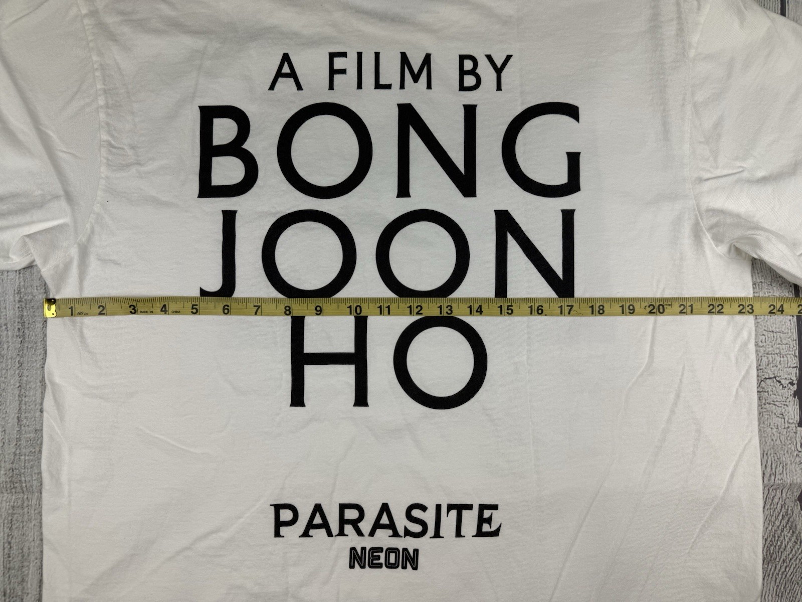 VGC! Official PARASITE Movie T-Shirt Neon Films Bong Joon Ho Sz XL