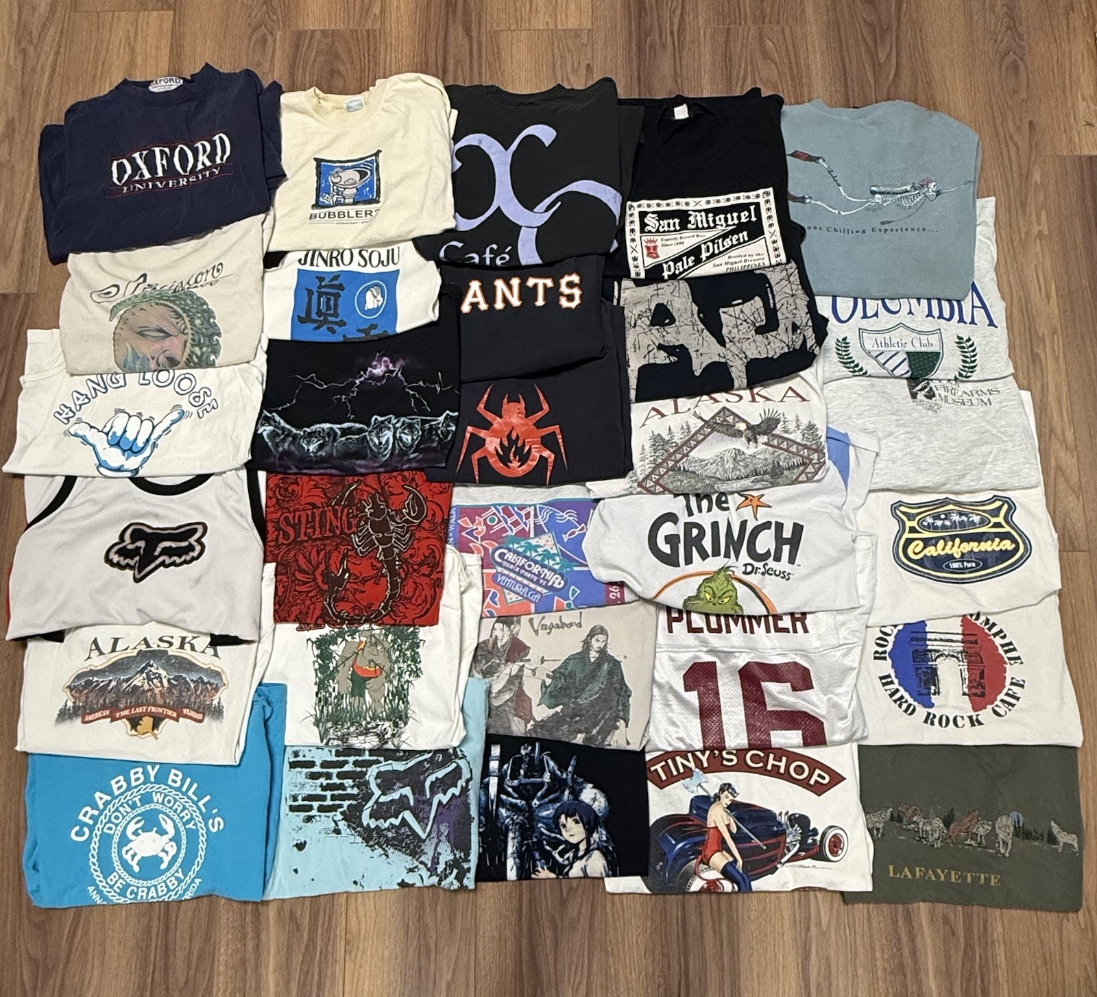 Vintage Modern Reseller Bundle Wholesale T Shirt Lot 30 Items 90s 00s Jun6-3