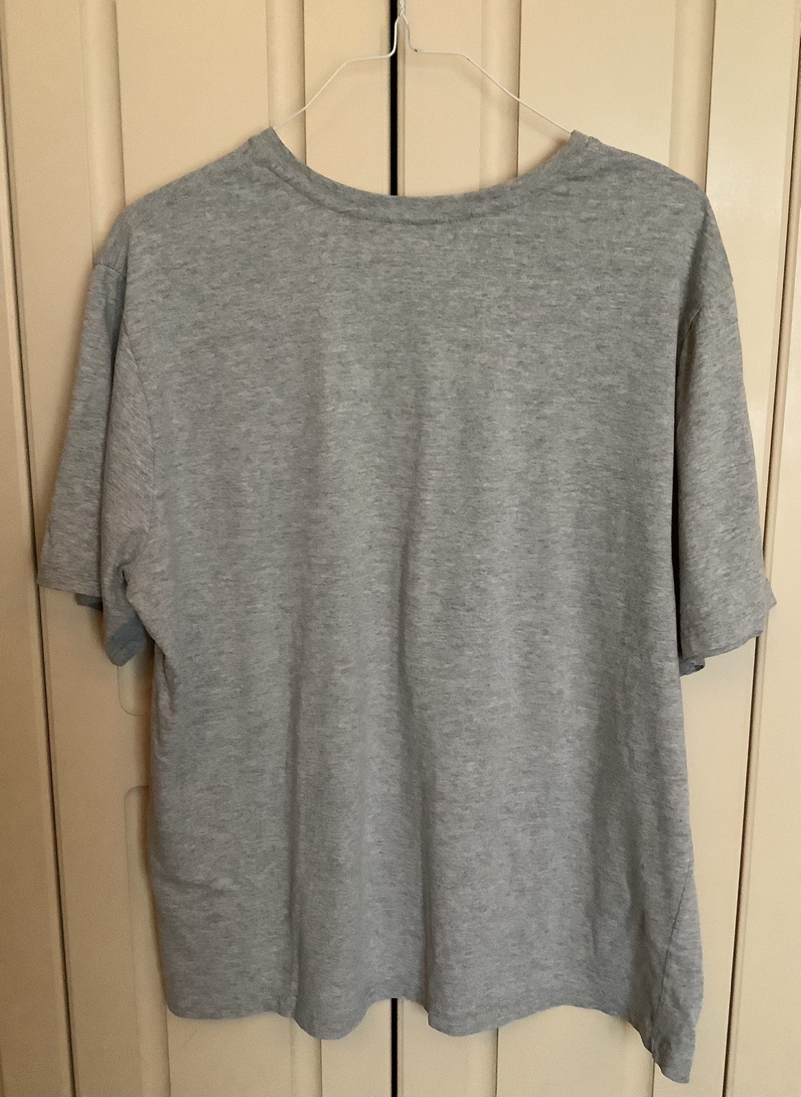 Basic Editions V-Neck T-Shirt-Gray Heather-Short Sleeve-Cotton Poly Blend-Large