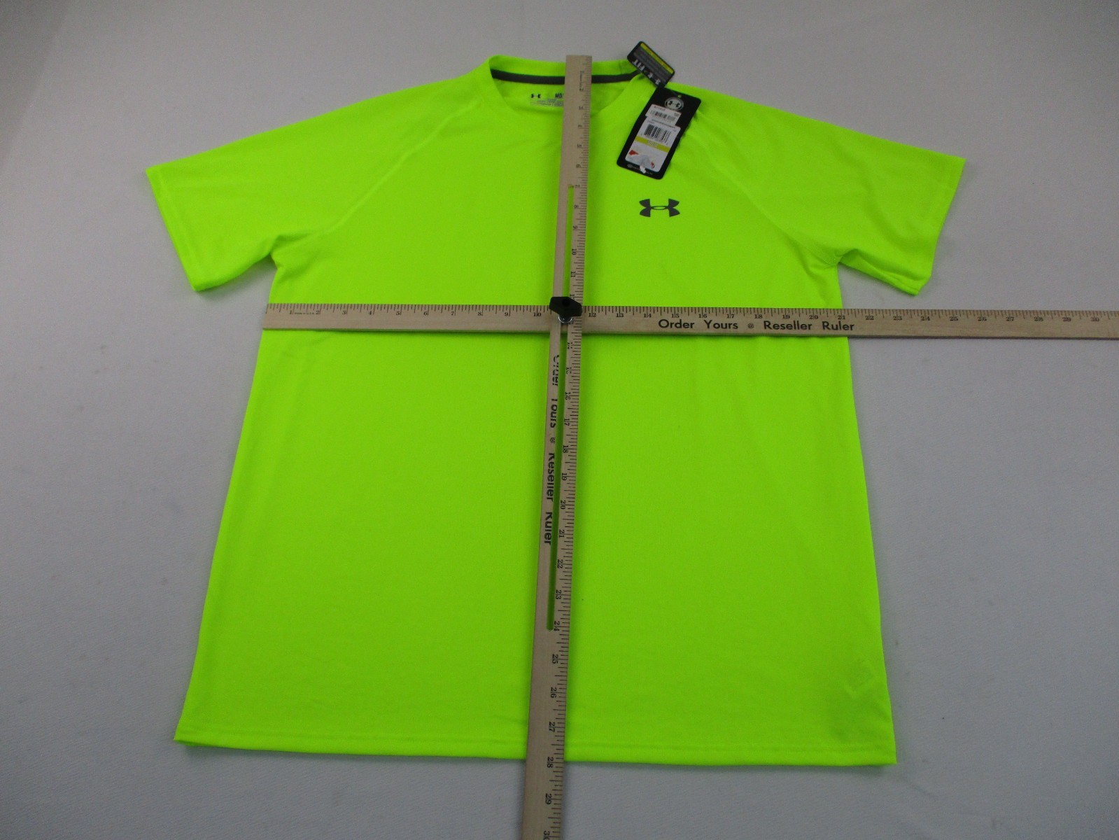 Under Armour Shirt Mens Medium Neon Yellow Athletic Short Sleeve Gym Workout