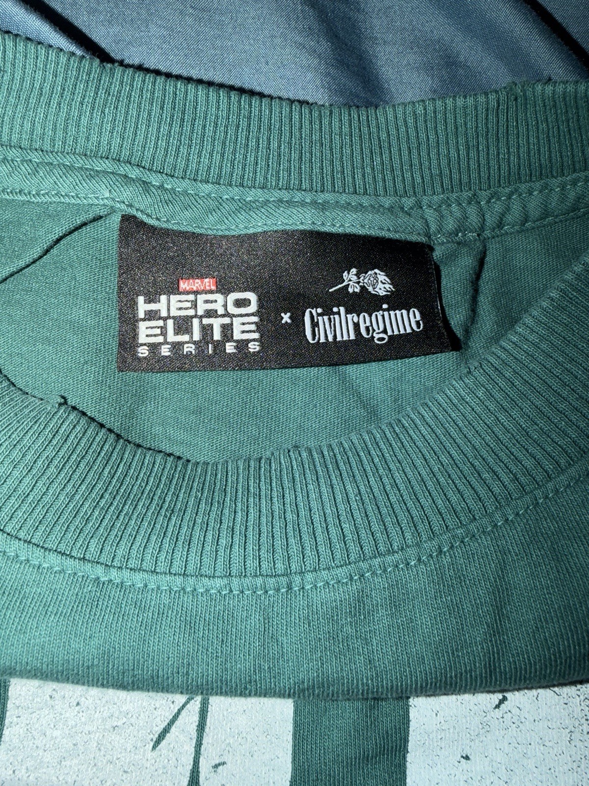 Civil Regime Marvel Hero Elite Series Hulk Green Graphic Print Tee Men’s Size L