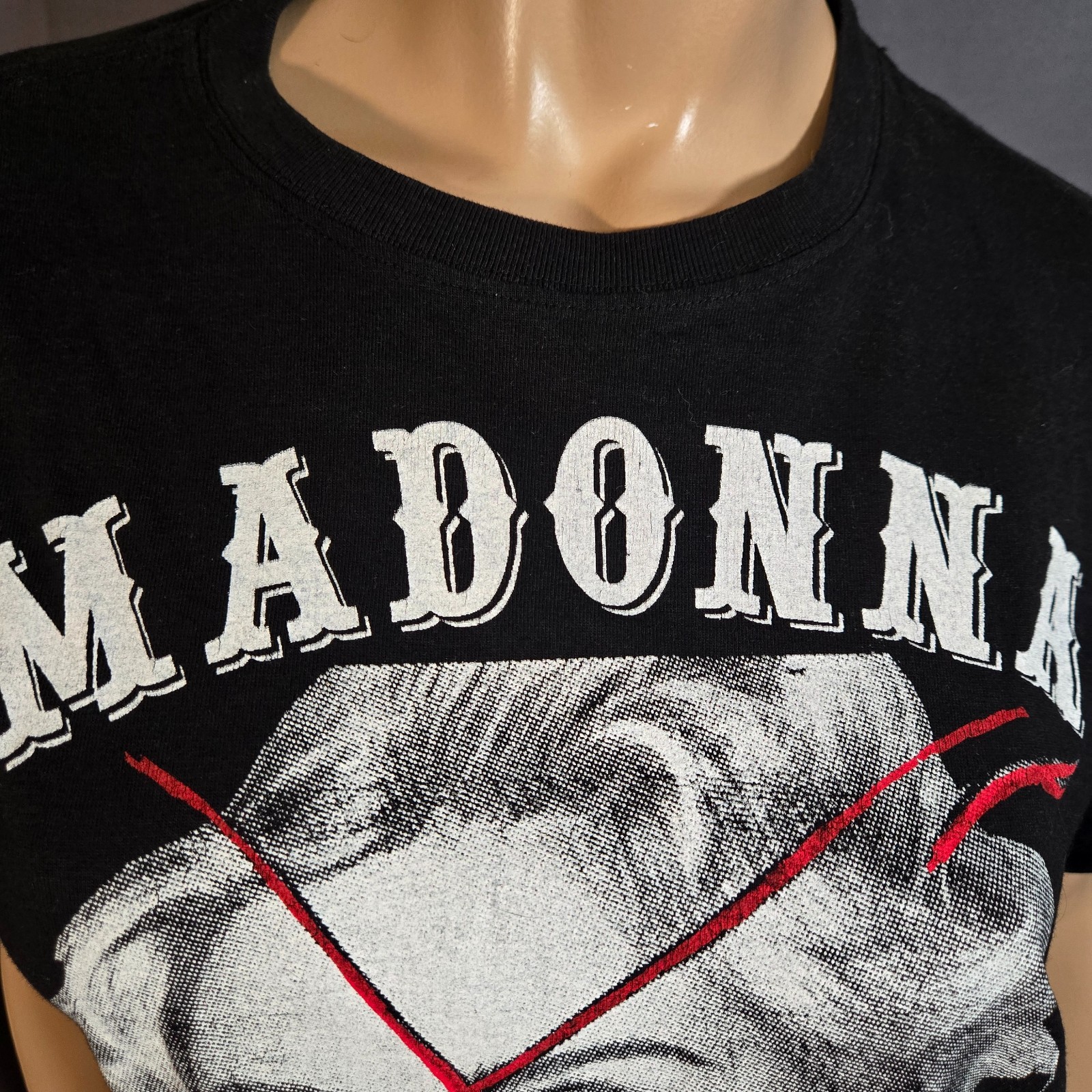 Madonna Rebel Heart 2015 Tour T Shirt Size M Black Short Sleeve Canada