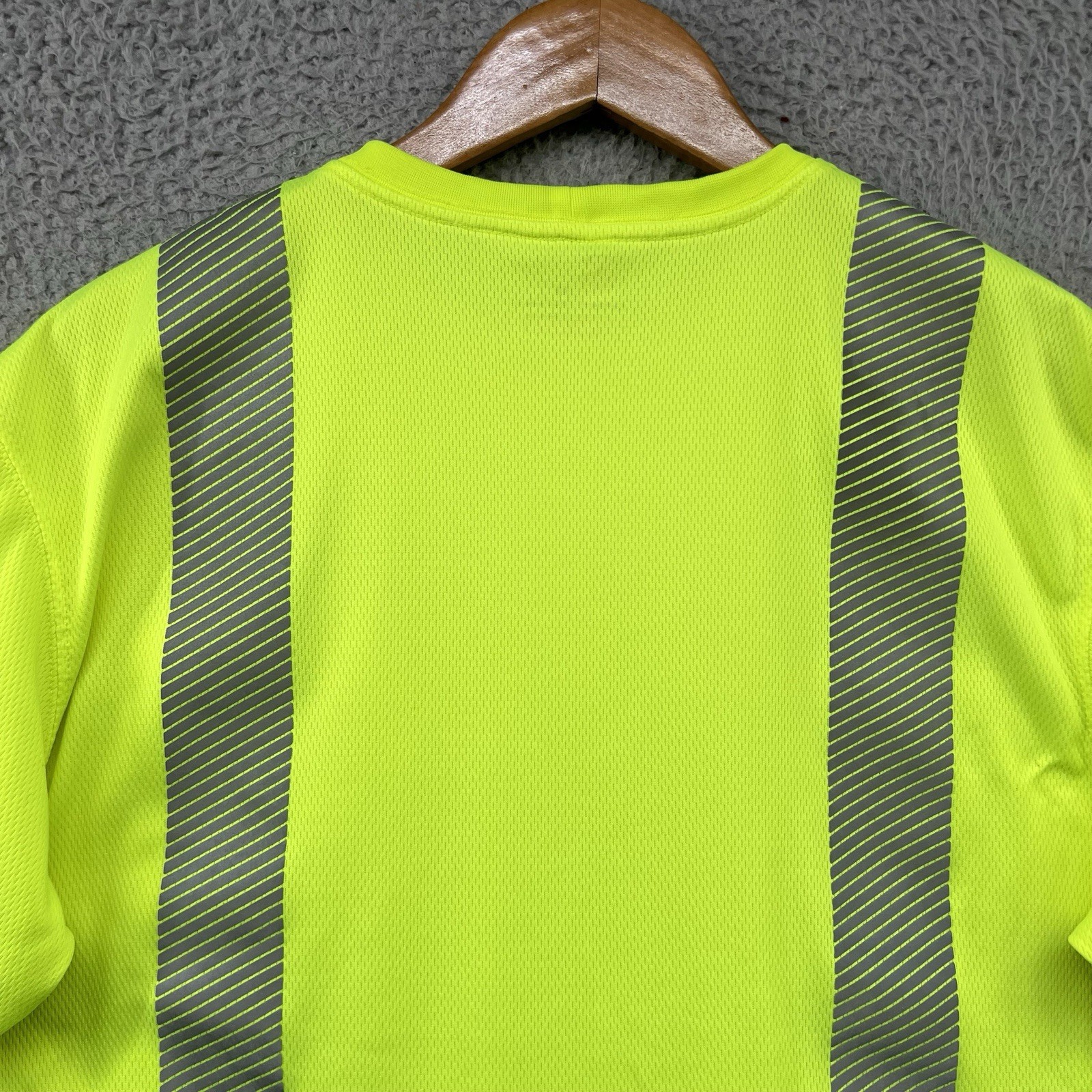 Carhartt Reflective Shirt Mens Medium Neon Yellow Pocket T High Visibility Work