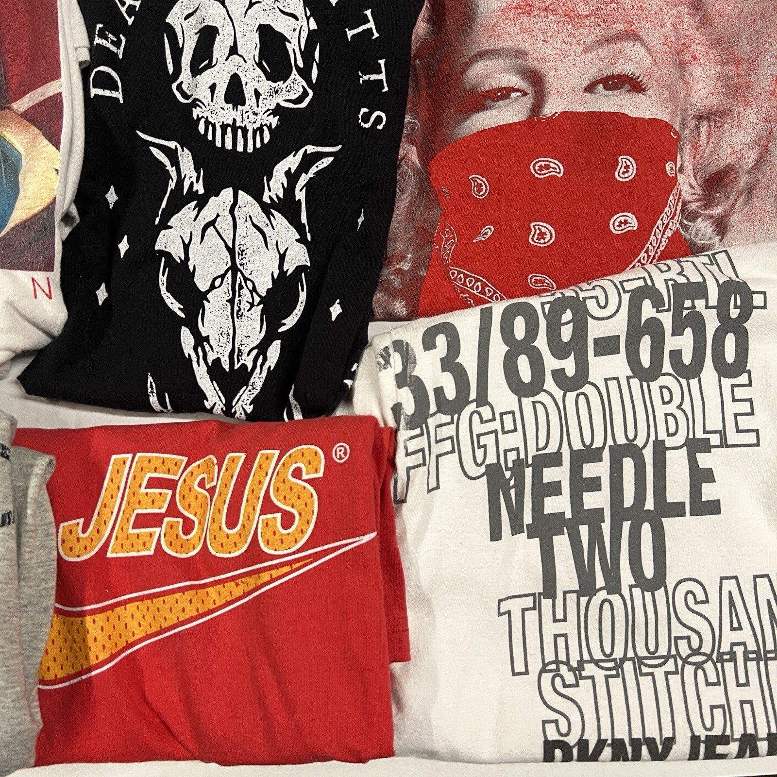 16 Tees Graphic T Shirt Lot Mix Modern Joblot For DIY Craft Upcycle Tie Dye Etc.