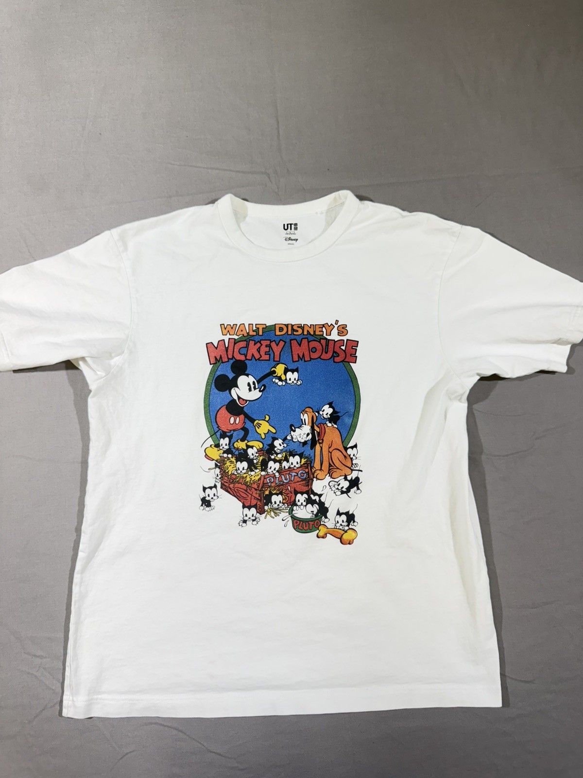 Uniqlo X Disney Retro Style Mickey Mouse T-Shirt Men’s Large