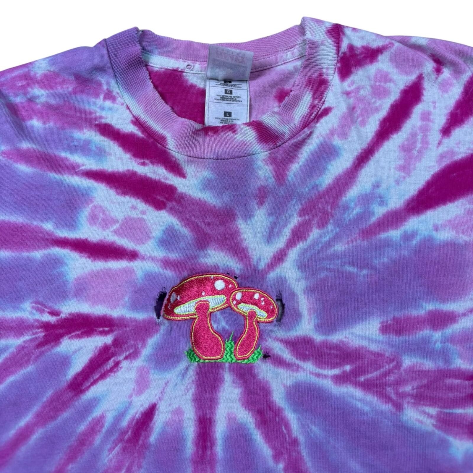 Mushroom Rave 90s Tie Dye Embroidered Vintage Tee