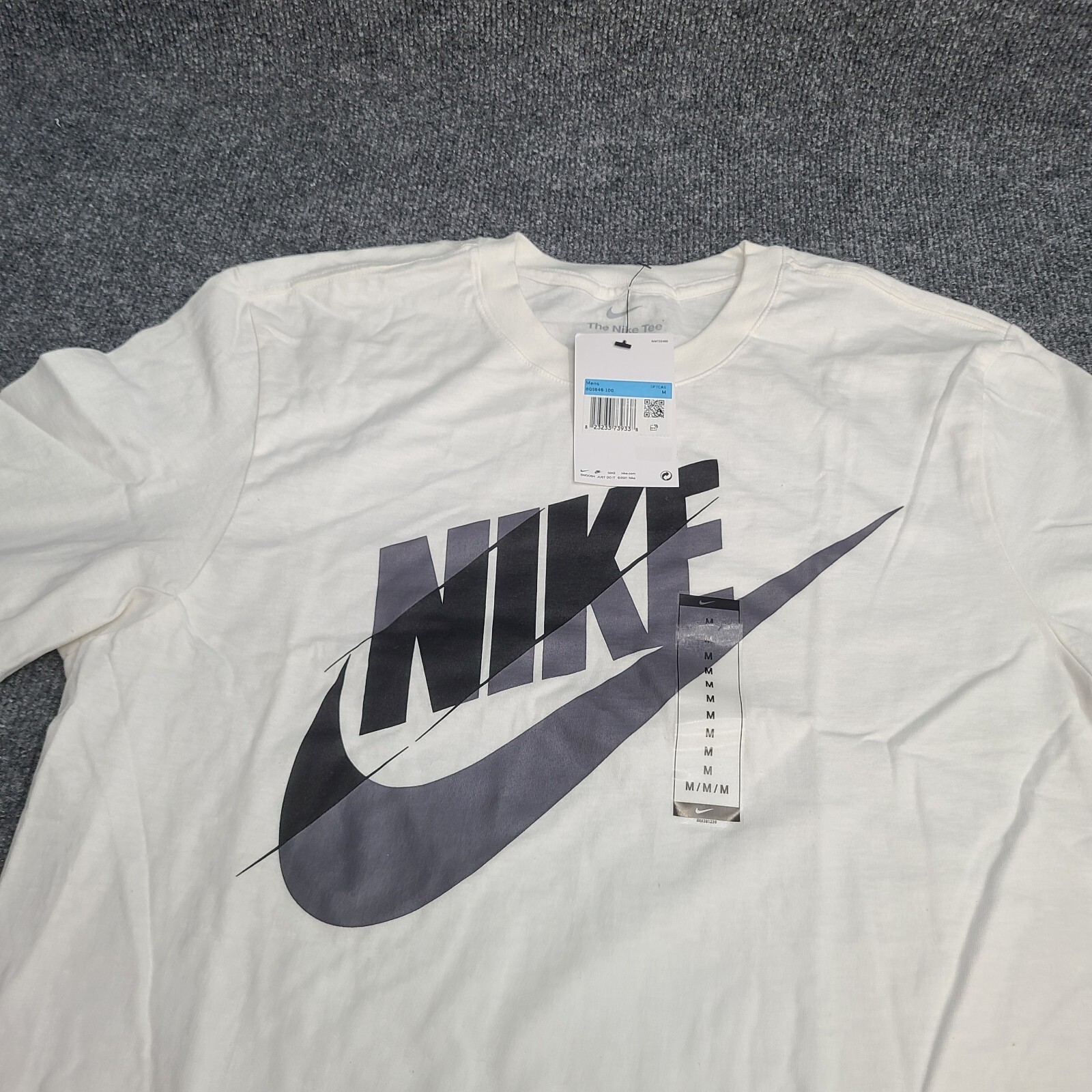 Nike Shirt Mens Medium White Black Gray Futura Logo Sportswear Cotton New Tee 05