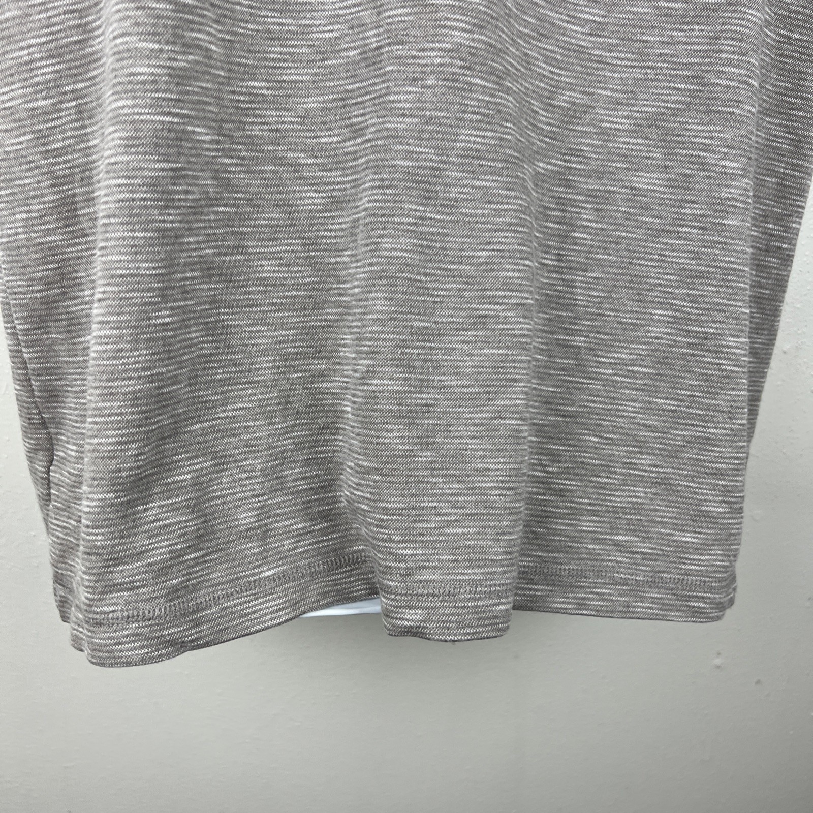 Tasso Elba Island Grey Striped UPF Sun Protect Men Extra Large Rayon Casual Tee