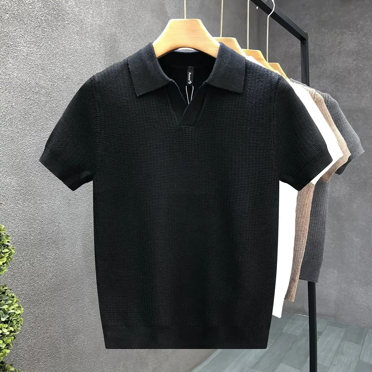 2026 Men’s Summer Polo Shirt Korean Style Slim Wrinkle Resistant Collar Solid